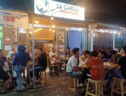 Rehat Sejenak Sambil Seruput Es Coklat di Kedai Nusantara