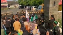 Kritisi Pekerjaan Jalan Nasional HMI Cabang Pandeglang Gelar Demo di BPJN Banten 