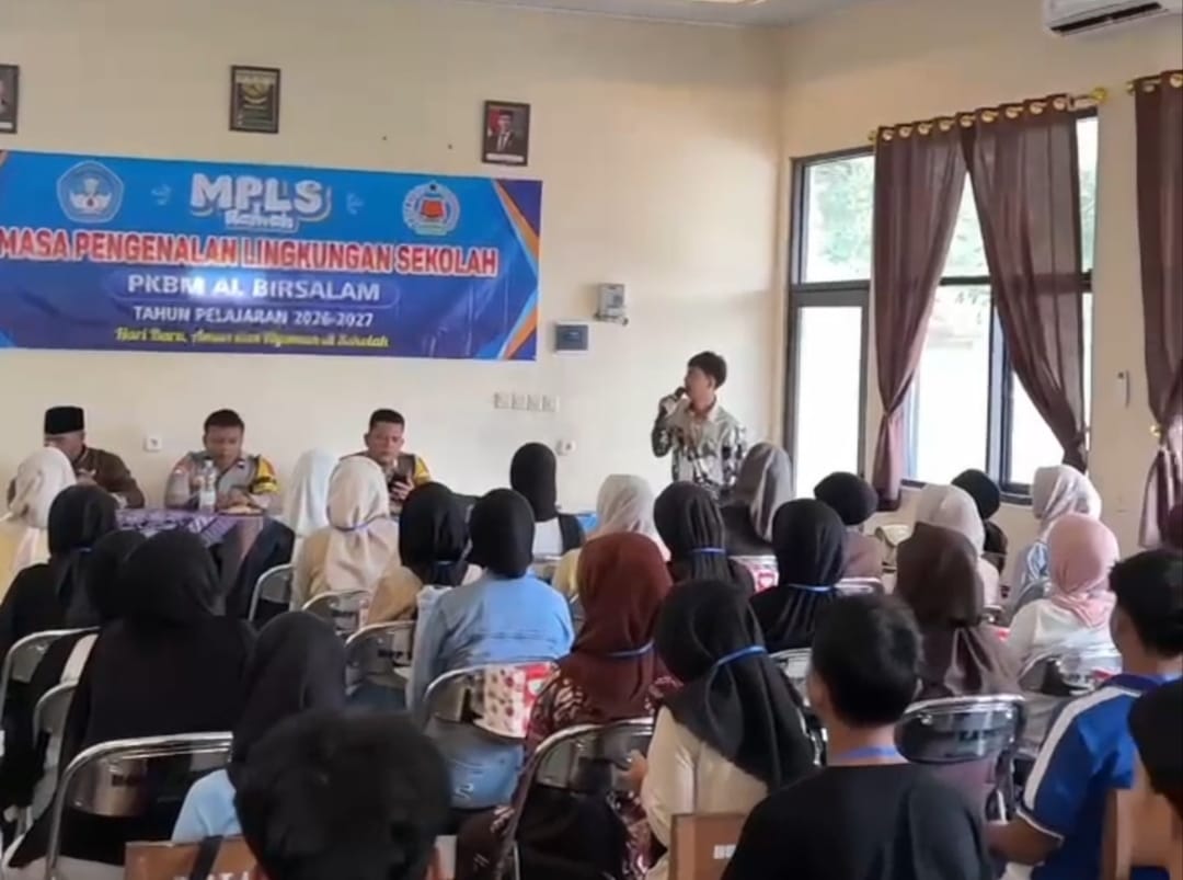 Kegiatan MPLS PKBM Albir Salam Tahun Ajaran 2026 Hadirkan Nara Sumber dari Polri sebagai bagian melaksanakan program polisi masuk sekolah atau Polisi Sahabat Anak