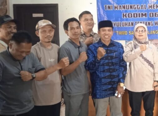 Kades Pasirgadung Mengaku Dengan Adanya TMMD ke 129, Dia Merasa Termotivasi Untuk Lebih Giat Membangun Desanya.